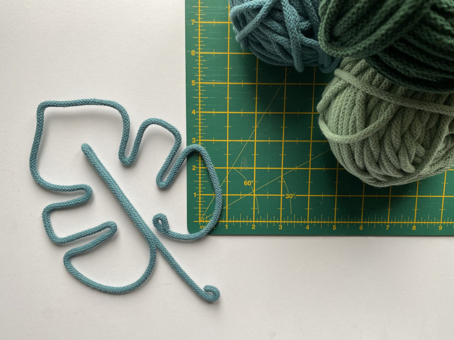 Large or Detailed Figures